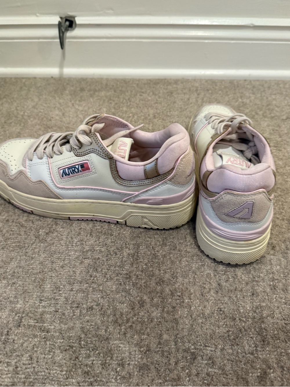Autry Mid-Top Sneakers in Light Pink and Cream